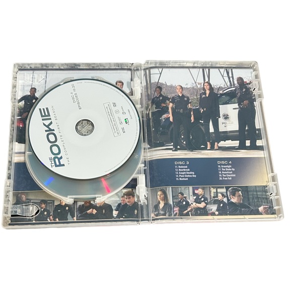 TV Show The Rookie: The Complete First Season DVD Set - Picture 4 of 5